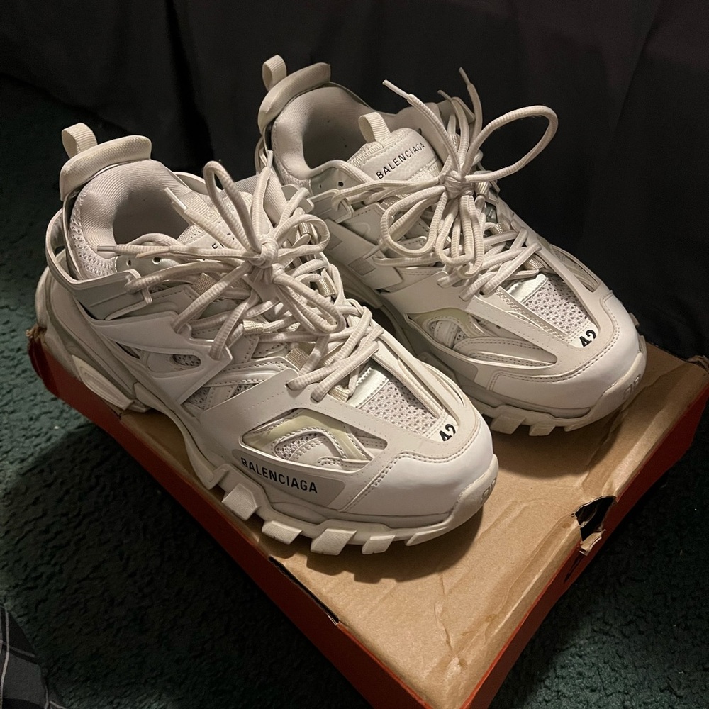 Balenciaga Tracks